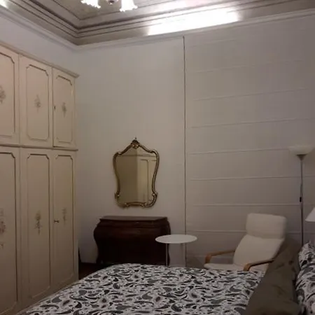 And Studio Nyaraló *